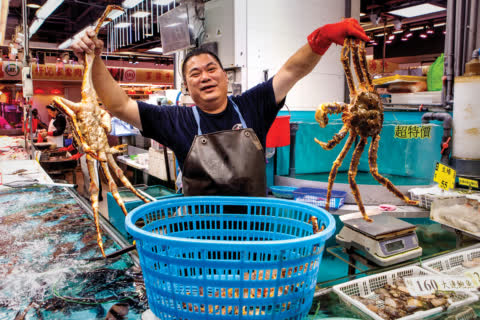 Over time, business in Link REIT fresh markets gets better, and then you see tenants are stocking up with lobsters and abalone and all that. Over time, business in Link REIT fresh markets gets better, and then you see tenants are stocking up with lobsters and abalone and all that.